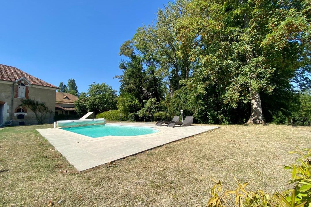 Photo of Others in Coulommes-la-Montagne