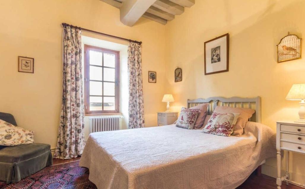 Photo of Bedroom in Heudicourt