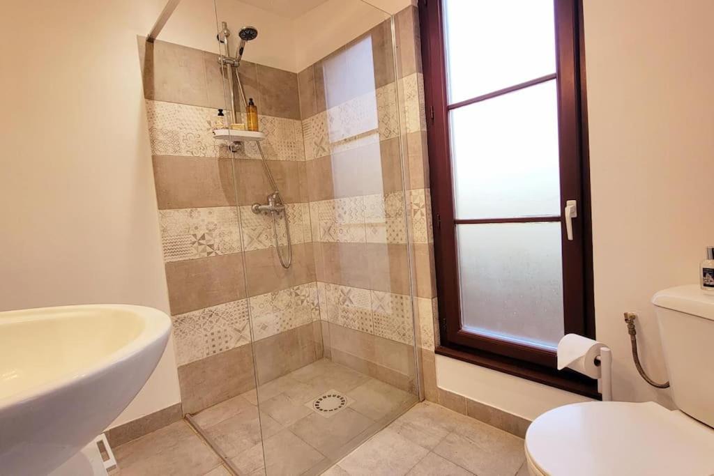 Photo of Bathroom in Villeneuve-sur-Bellot