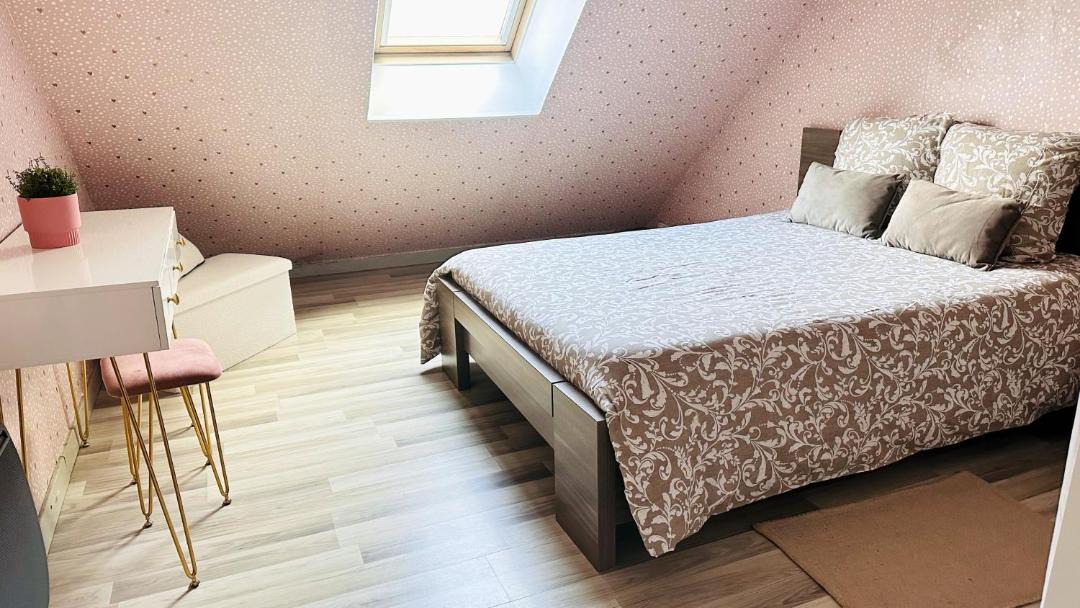 Photo of Bedroom in Andres