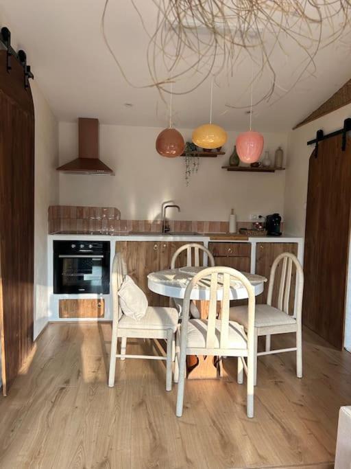Photo of Kitchen in Saint-Avit-les-Guespieres