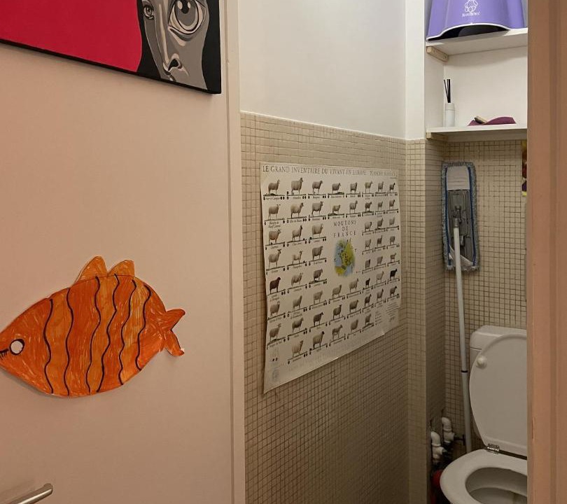 Photo of Bathroom in Les Lilas