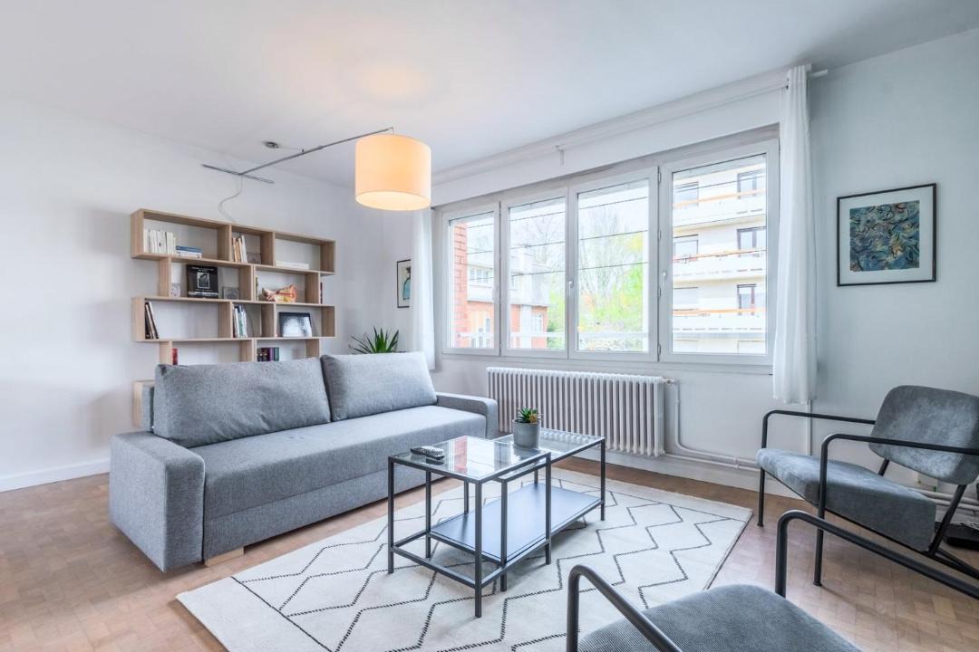 Photo of Livingroom in Fives