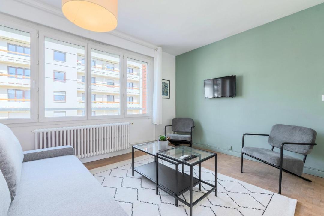 Photo of Livingroom in Fives