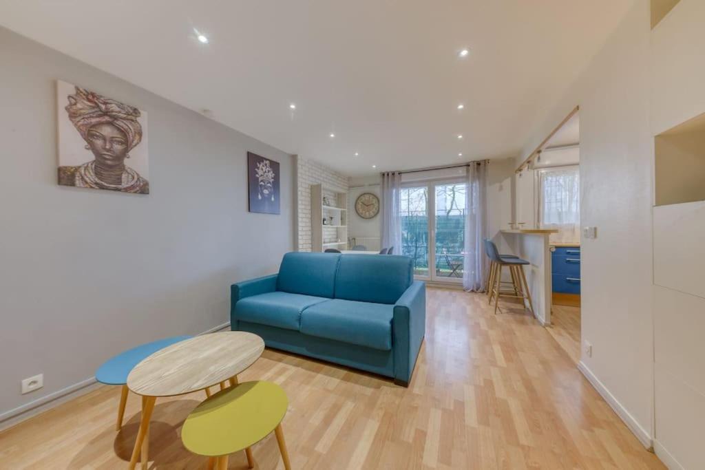 Photo of Others in Petit Nanterre