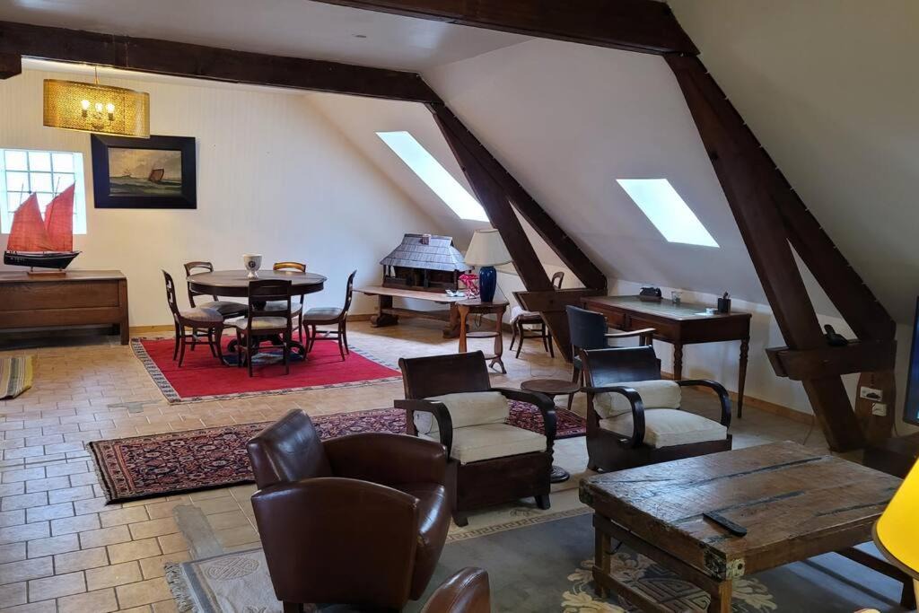 Photo of Others in Mauves-sur-Huisne