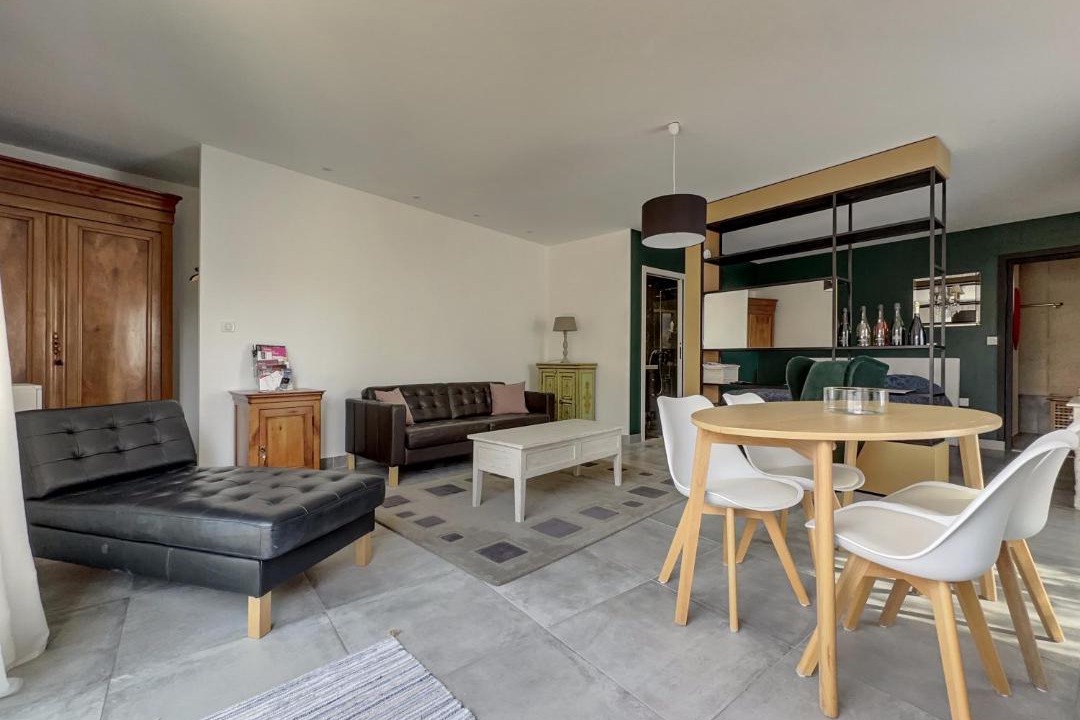Photo of Livingroom in Courcelles-Sapicourt