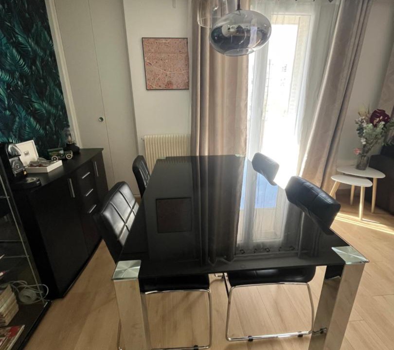 Photo of Livingroom in Rueil-Malmaison