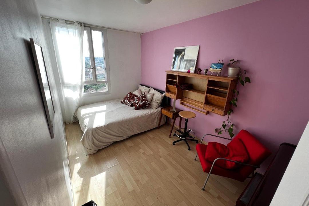 Photo of Others in Neuilly-sur-Marne