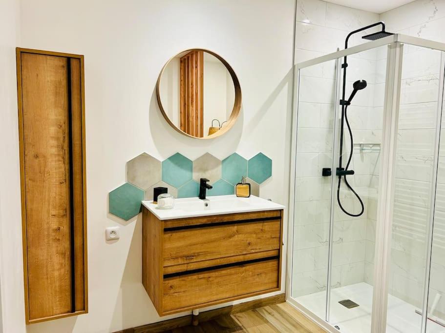 Photo of Bathroom in Fontenay-le-Marmion