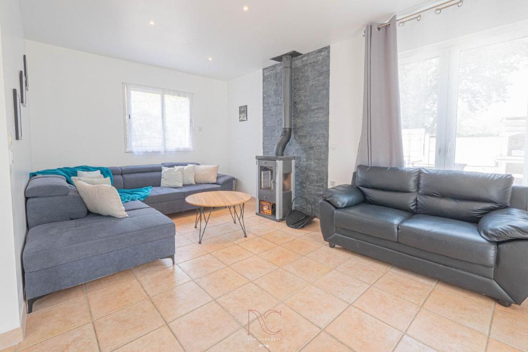 Photo of Livingroom in Guermantes