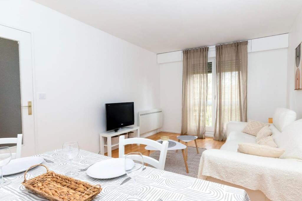 Photo of Livingroom in Devant-les-Ponts