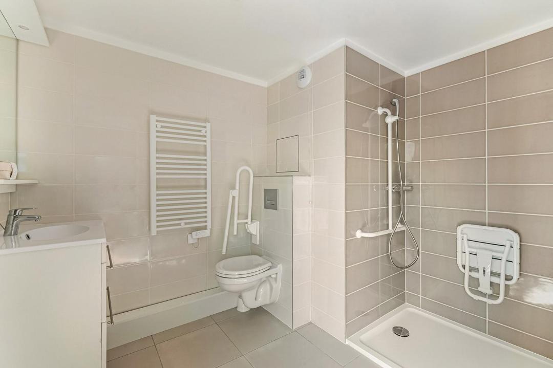Photo of Bathroom in Poissy
