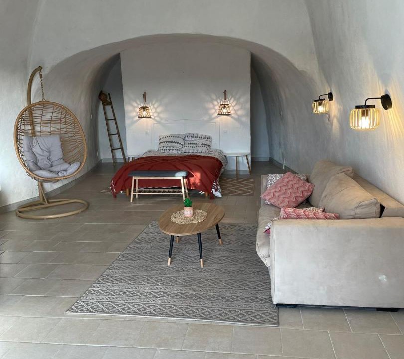 Photo of Livingroom in Naveil