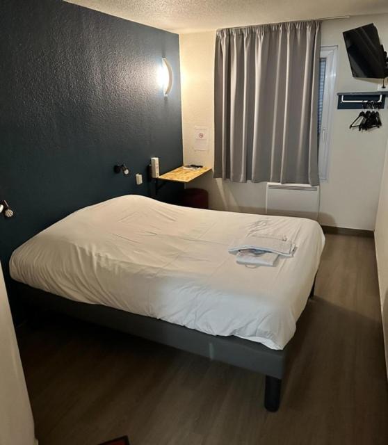 Photo of Bedroom in Jaux