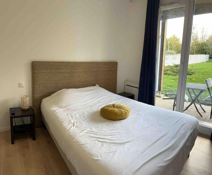 Photo of Bedroom in Equemauville