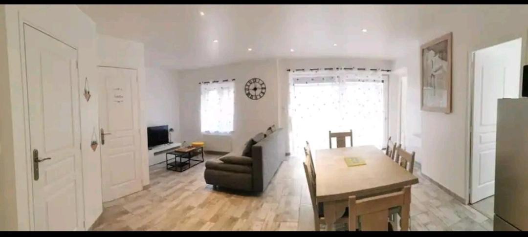 Photo of Livingroom in Montherme
