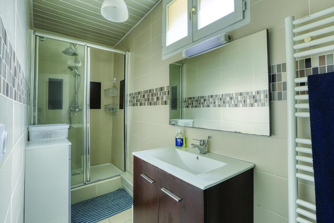 Photo of Bathroom in Chaumont-en-Vexin