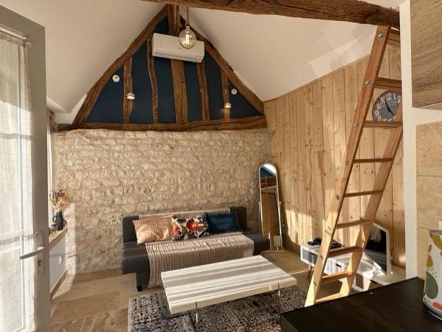 Photo of Others in Bois-Jerome-Saint-Ouen