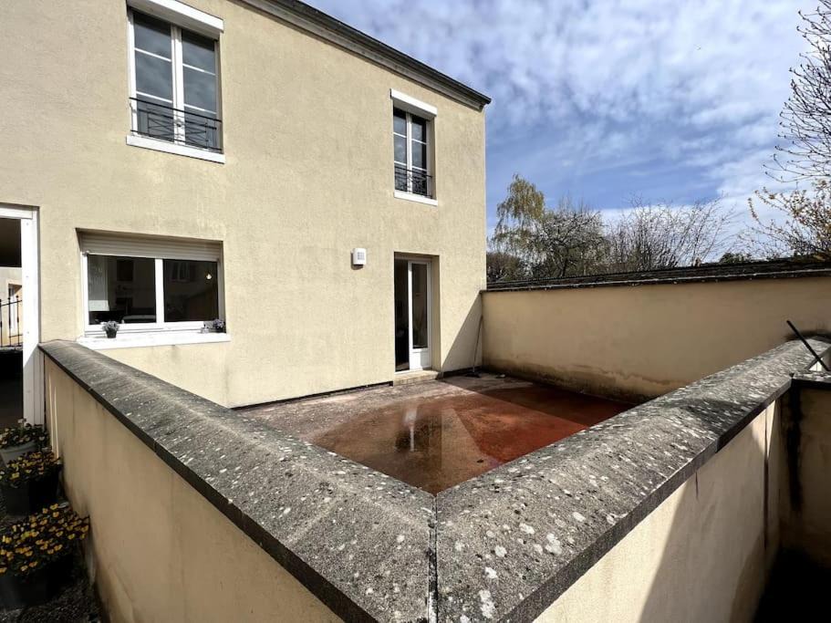 Photo of Buildings in Montereau-Fault-Yonne