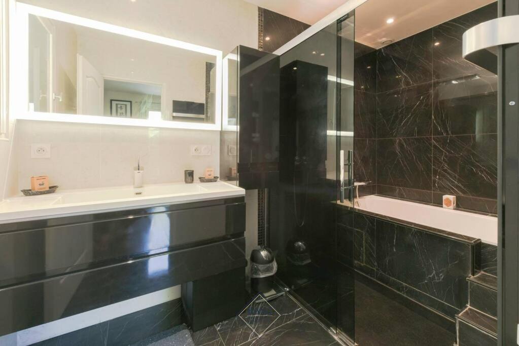 Photo of Bathroom in Bussy-Saint-Georges