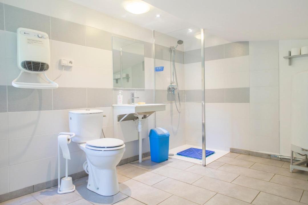 Photo of Bathroom in Paluel