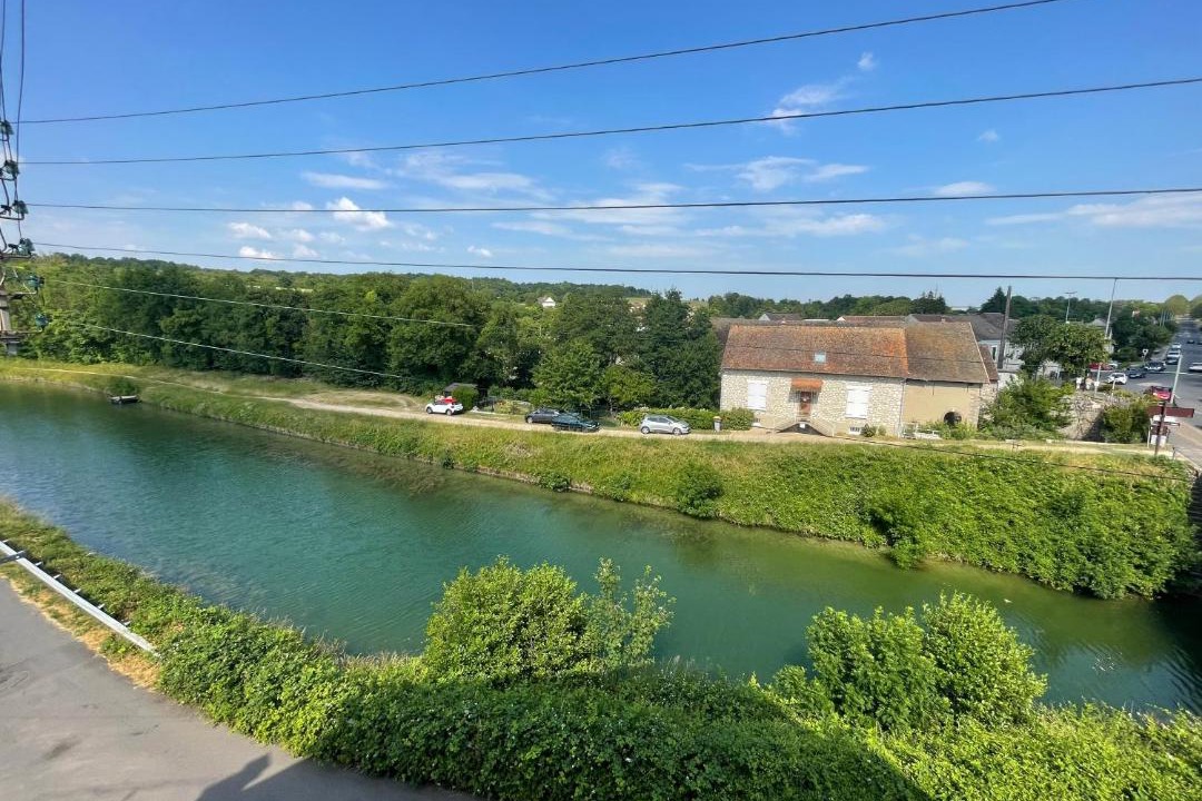 Photo of Others in Moret-sur-Loing