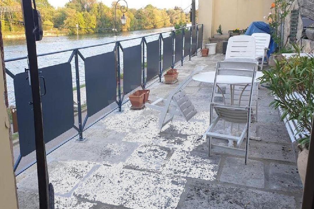 Photo of Patio Balcony in Mantes-la-Jolie