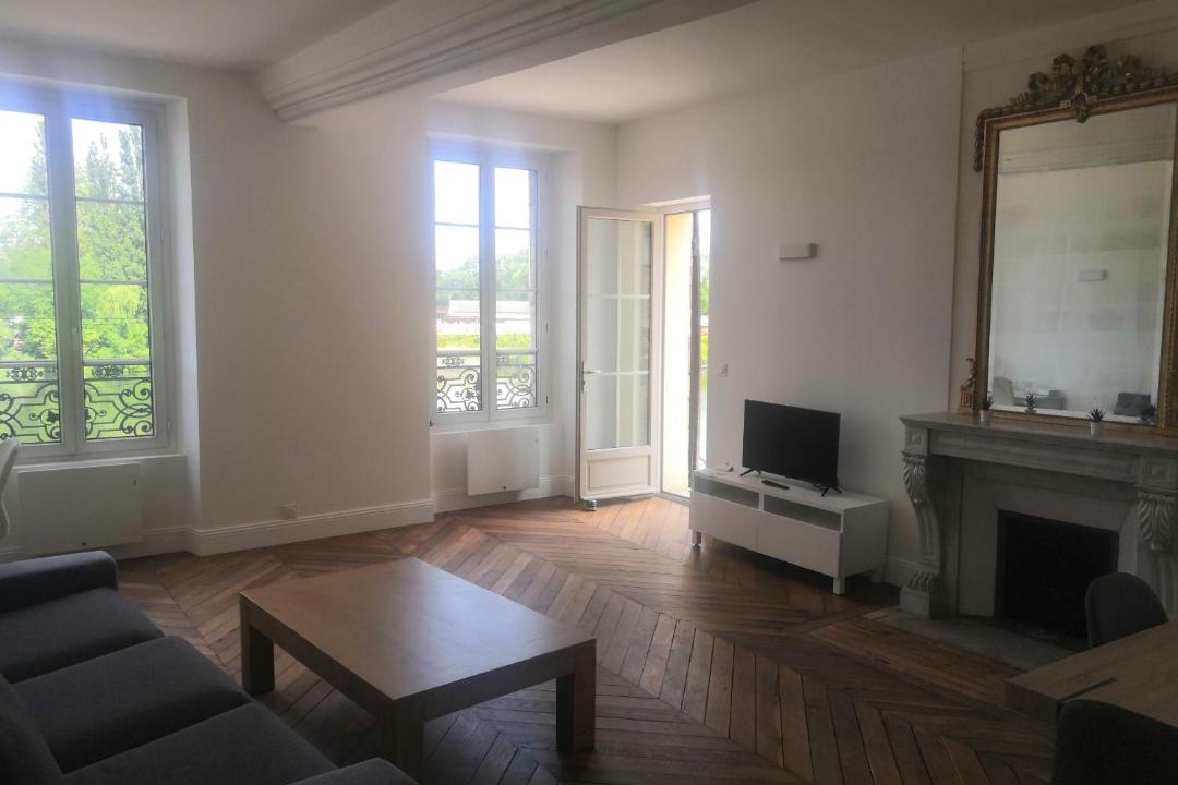 Photo of Livingroom in Mantes-la-Jolie