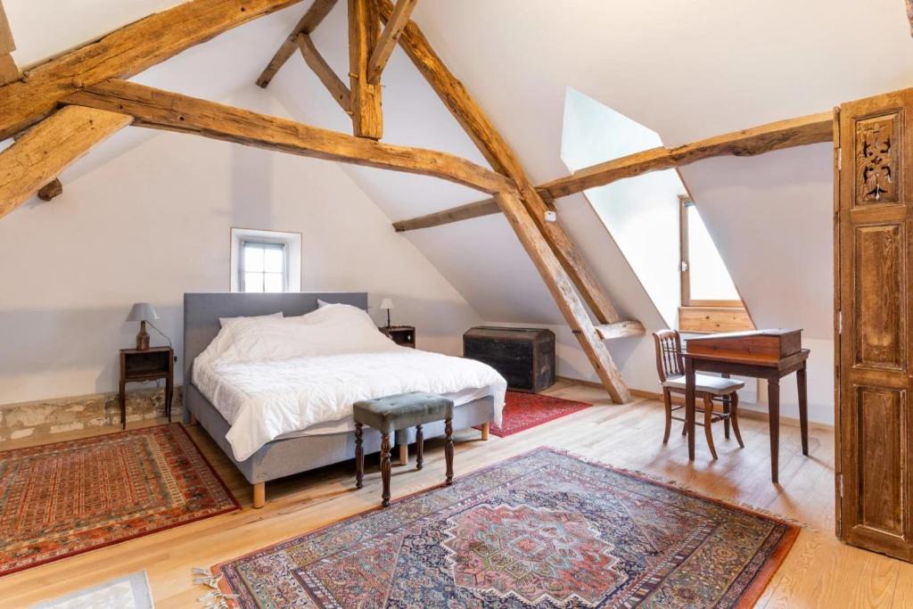 Photo of Bedroom in Arry