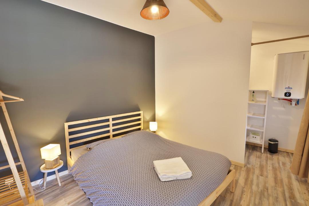 Photo of Bedroom in Montbellet