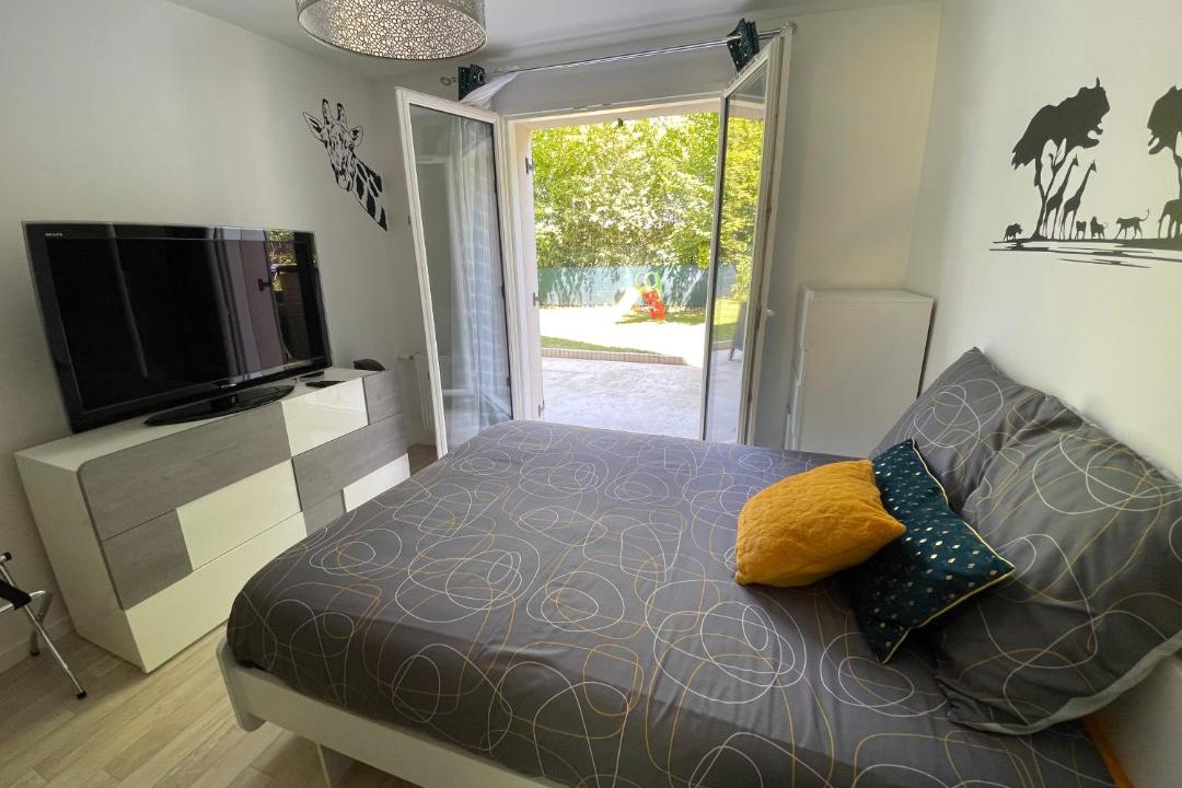 Photo of Bedroom in Chanteloup-en-Brie