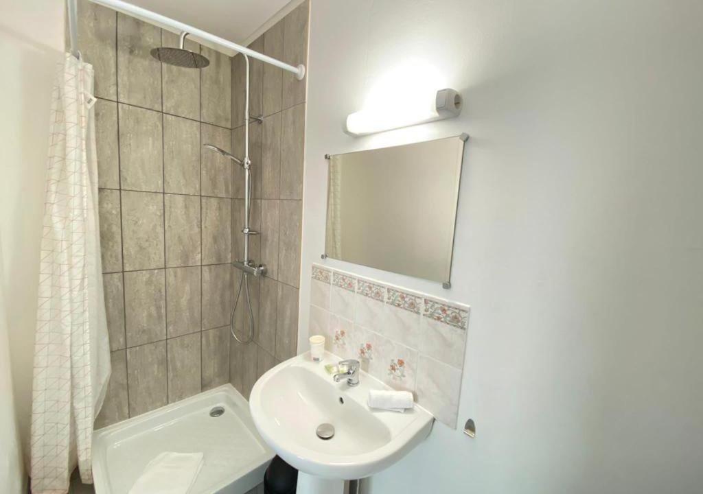 Photo of Bathroom in Calais