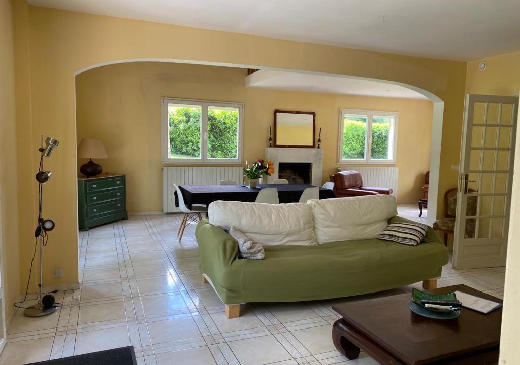 Photo of Livingroom in Saints