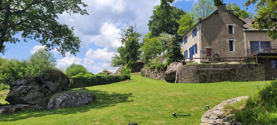Photo of Buildings in Alrance