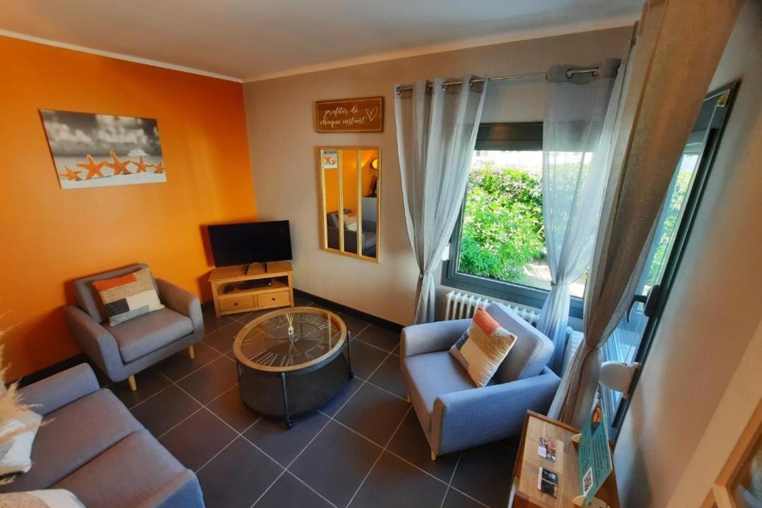 Photo of Livingroom in Bleriot-Plage