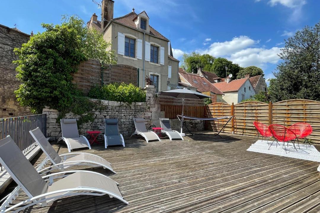 Photo of Others in Montbard