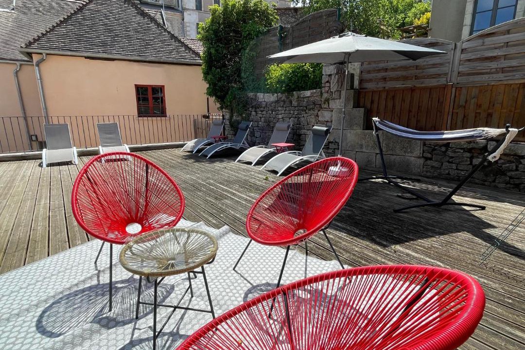 Photo of Others in Montbard