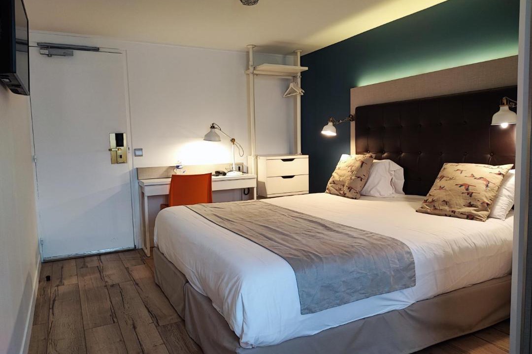 Photo of Bedroom in Argenteuil