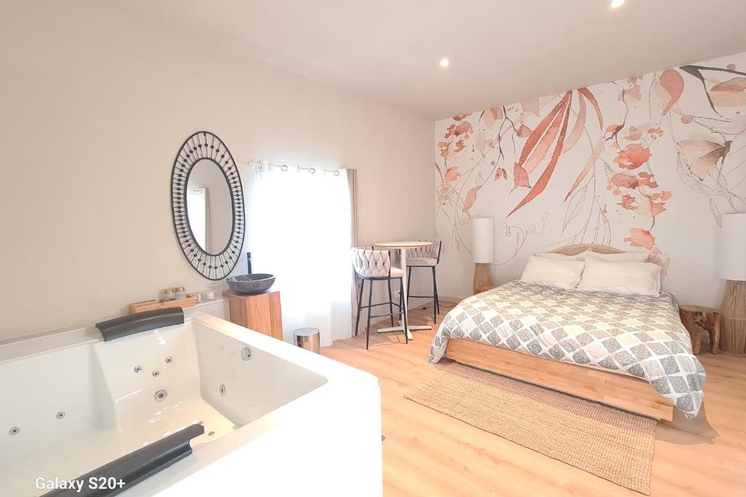 Photo of Bedroom in Boeschepe