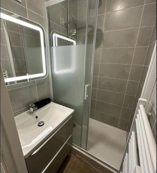 Photo of Bathroom in Cambrai
