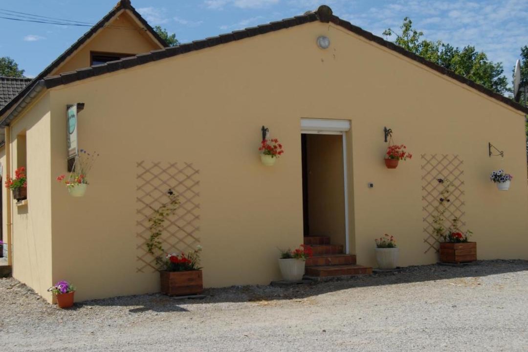 Photo of Buildings in Haut-Loquin