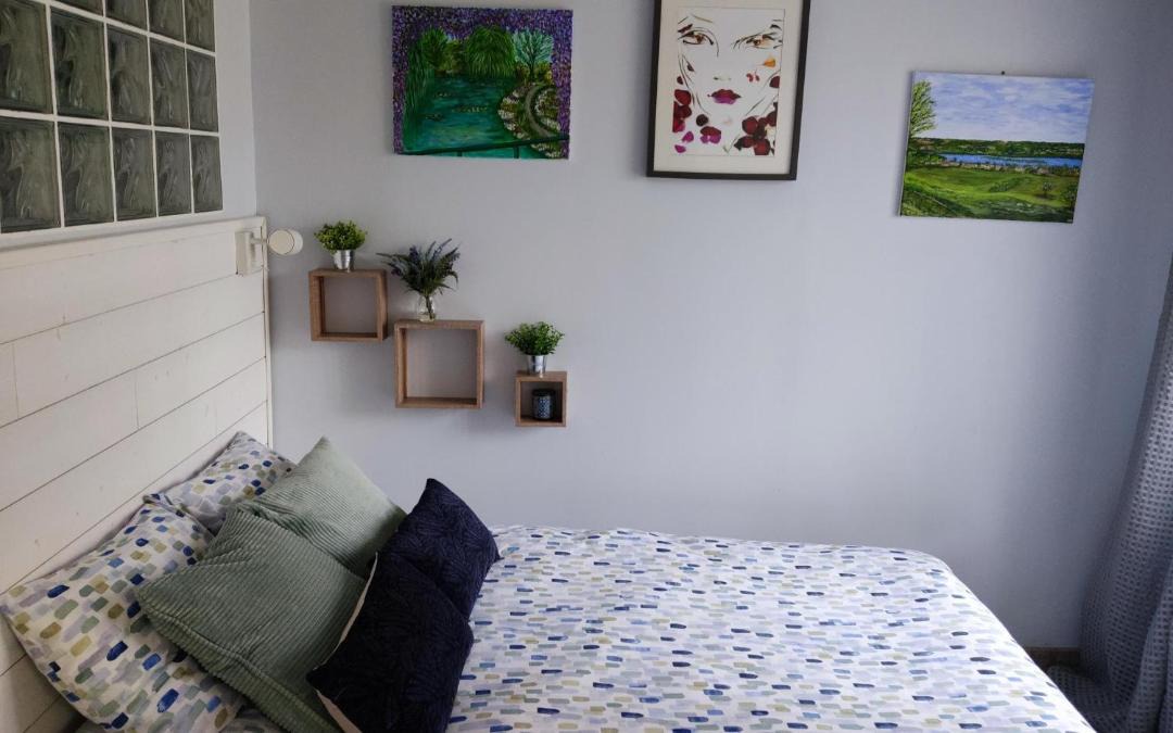 Photo of Bedroom in Saint-Pierre-la-Garenne