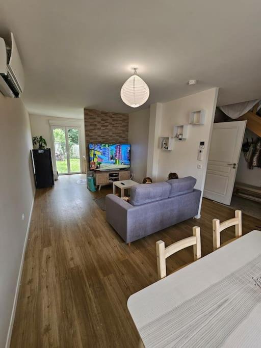 Photo of Livingroom in Mouy