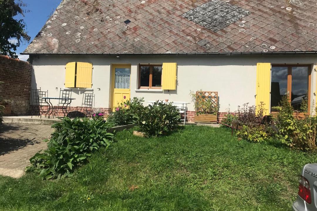 Photo of Others in Montreuil-sur-Breche