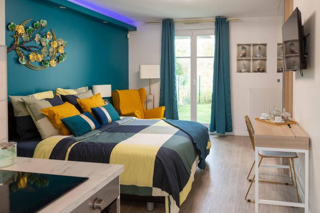 Photo of Bedroom in Saint-Pierre-du-Perray