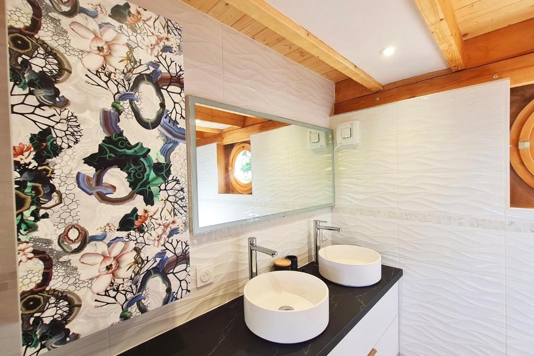 Photo of Bathroom in Paroisse Saint-Vincent-de-Paul