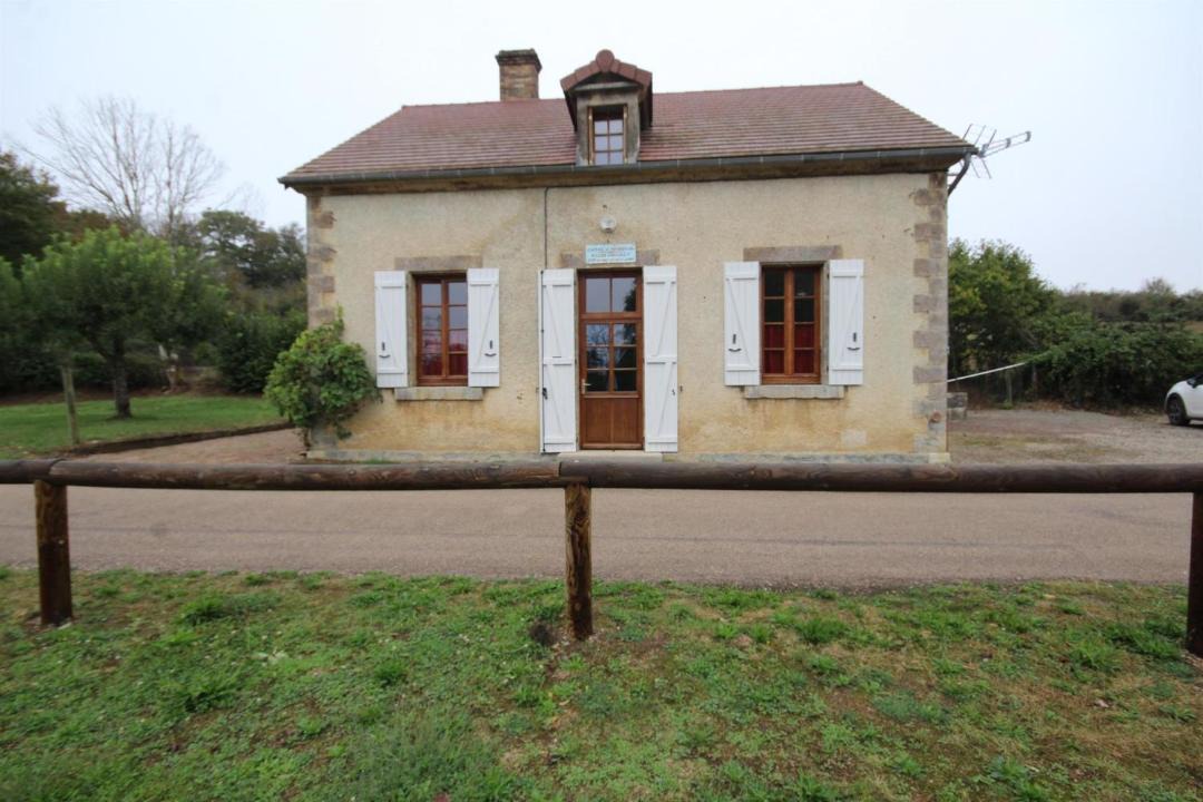 Photo of Others in Alluy