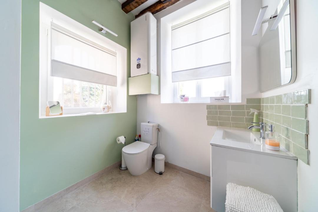 Photo of Bathroom in Arsy