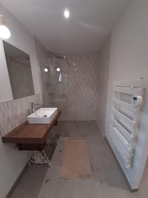 Photo of Bathroom in Saint-Martin-lez-Tatinghem